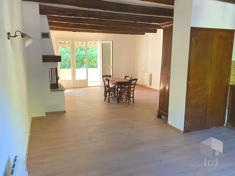 Maison, 230 m²