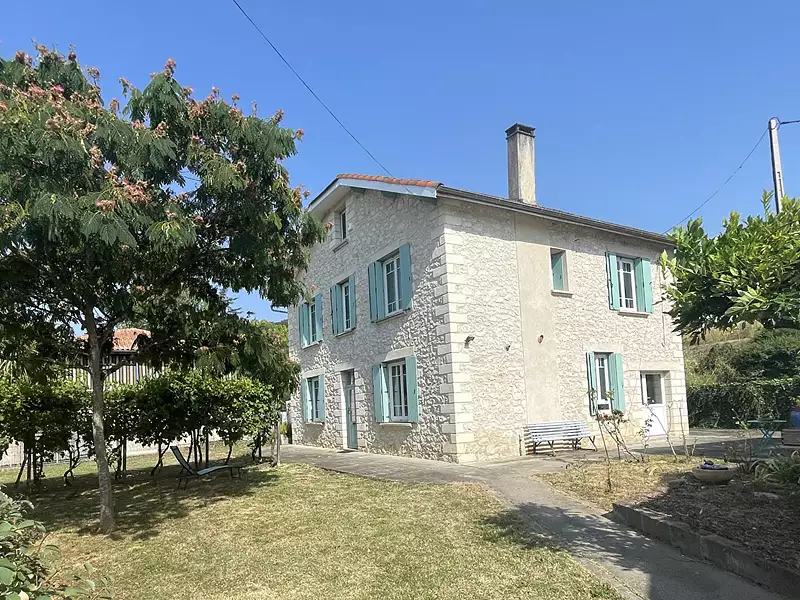 Maison, 140 m²