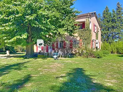 Maison, 185 m²