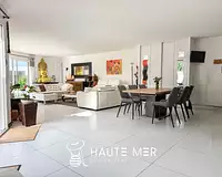 Maison, 197 m²