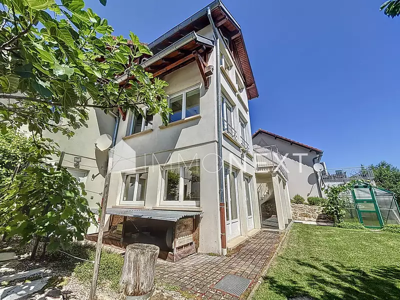 Maison, 222 m²