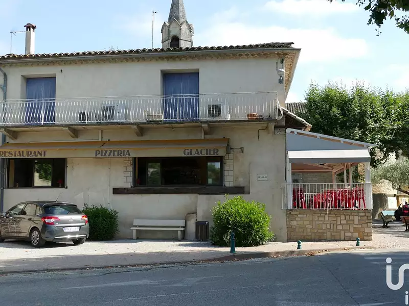 Divers, 240 m²