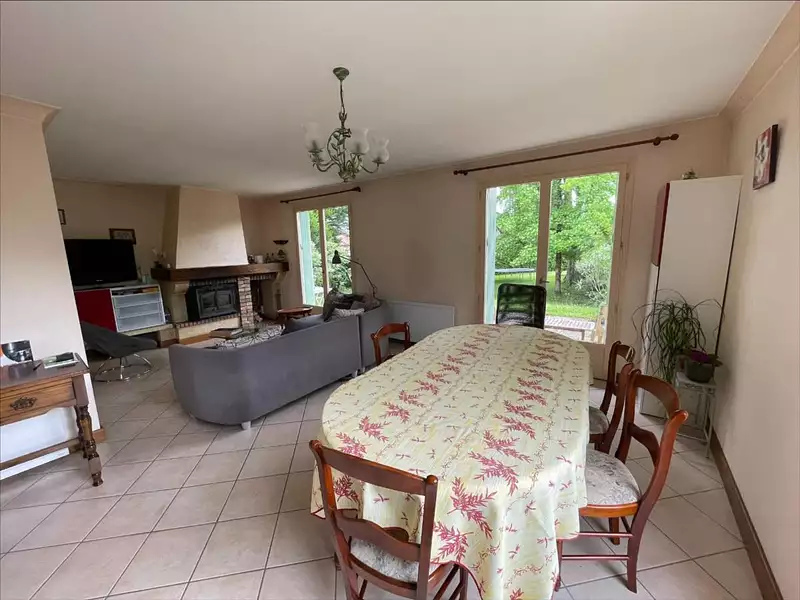 Maison, 194 m²
