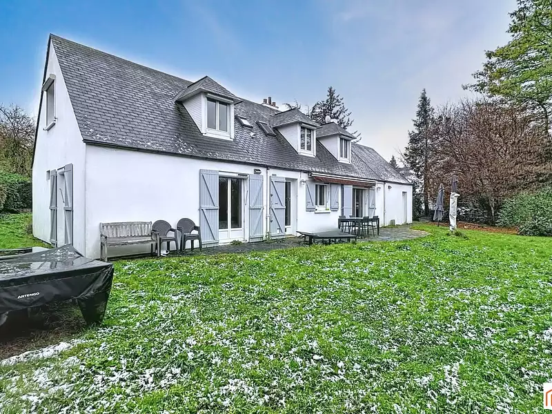 Maison, 204 m²