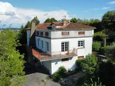 Maison, 221 m²