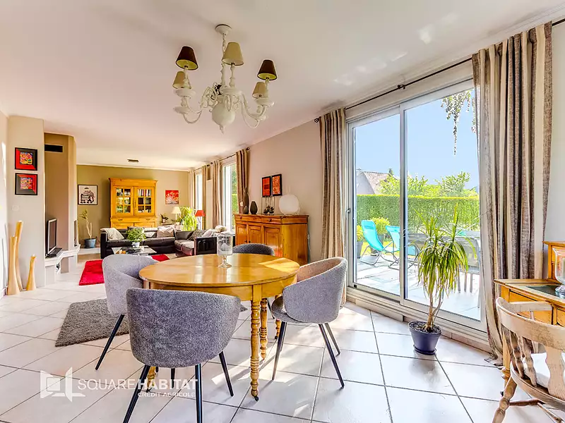 Maison, 159 m²