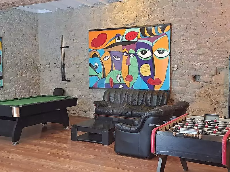 Maison, 780 m²