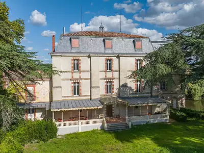 Maison, 1 000 m²