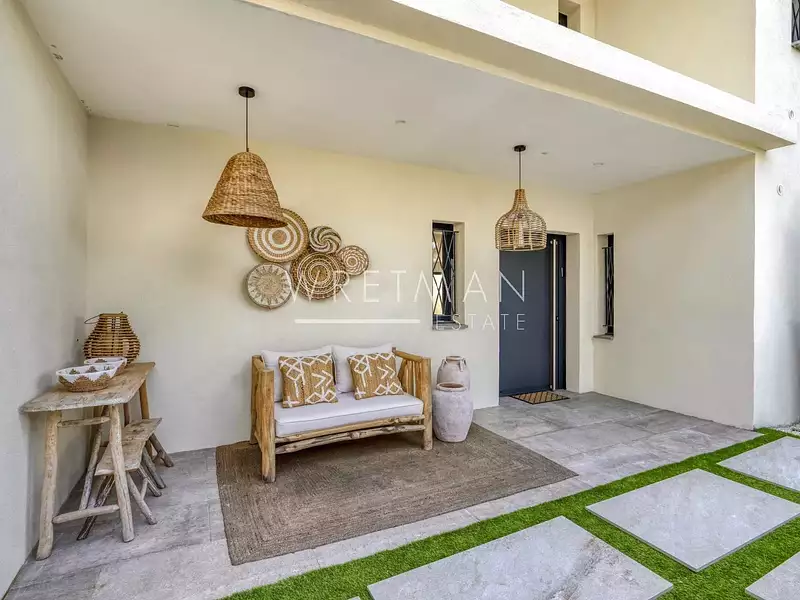 Maison, 222 m²