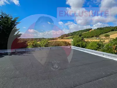 Maison, 325 m²