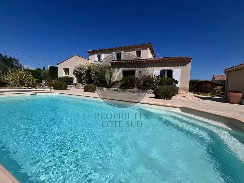 Maison, 190 m²