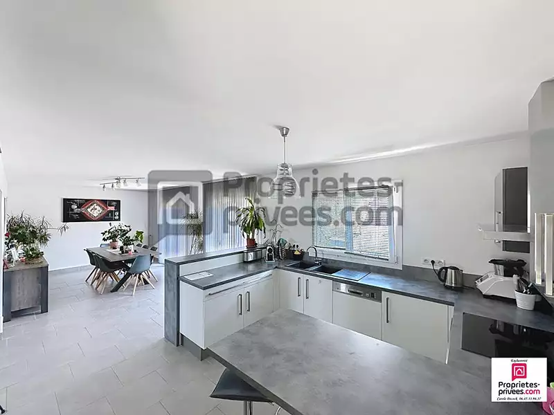 Maison, 186 m²