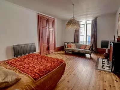 Maison, 230 m²