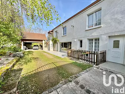 Maison, 240 m²