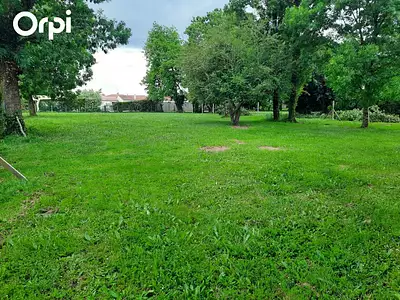 Terrain, 2 500 m²