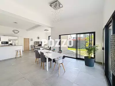 Maison, 137 m²
