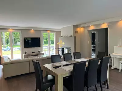 Maison, 212 m²