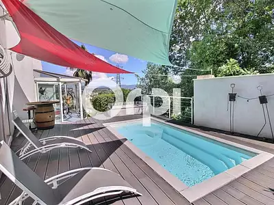 Maison, 200 m²