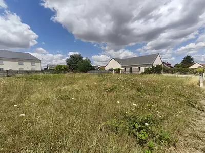 Terrain, 735 m²