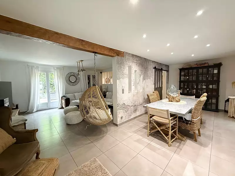 Maison, 227 m²