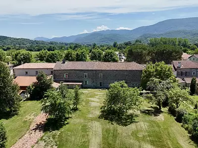 Maison, 250,42 m²