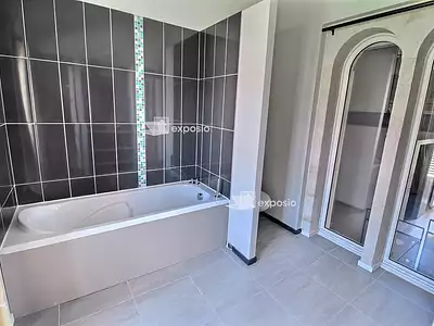 Appartement, 240 m²