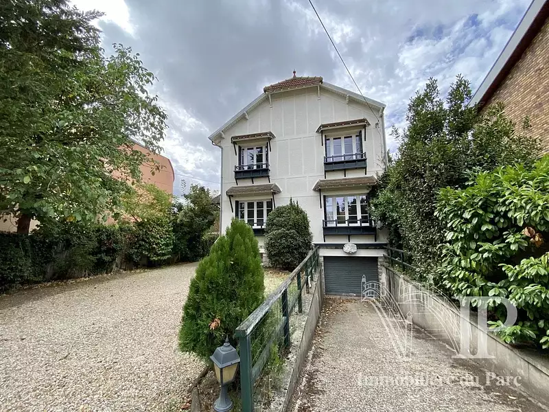 Maison, 142 m²