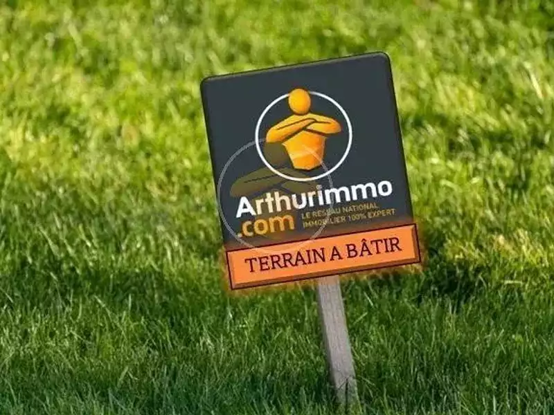 Terrain, 810 m²