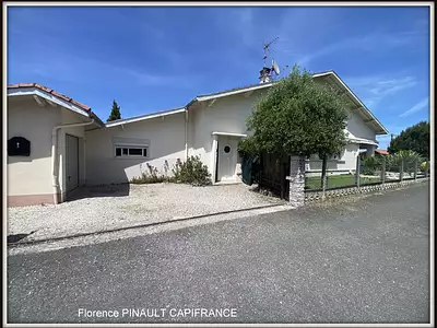 Maison, 233 m²