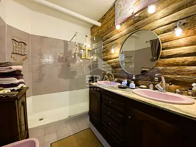 Maison, 234 m²