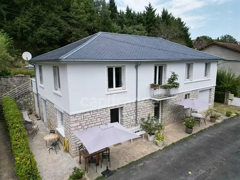 Maison, 217 m²