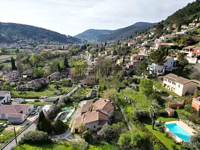 Terrain, 541 m²