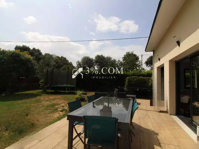 Maison, 163 m²