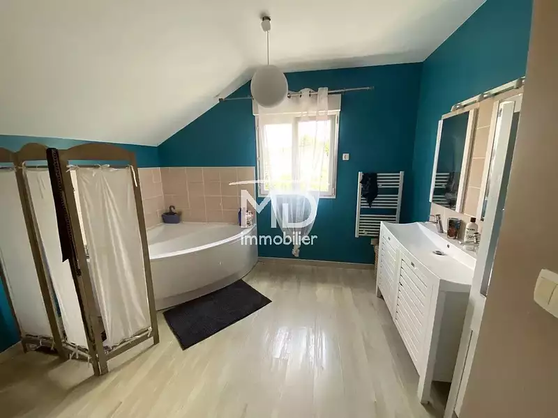 Maison, 229 m²