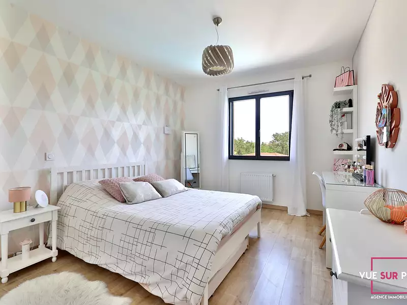 Maison, 205 m²
