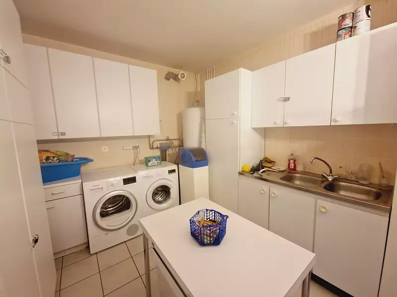 Maison, 213 m²