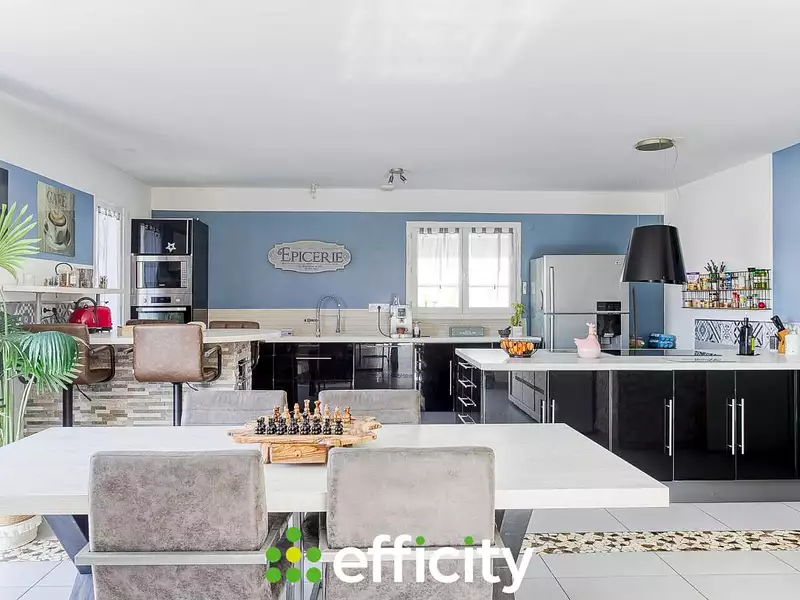 Maison, 136 m²