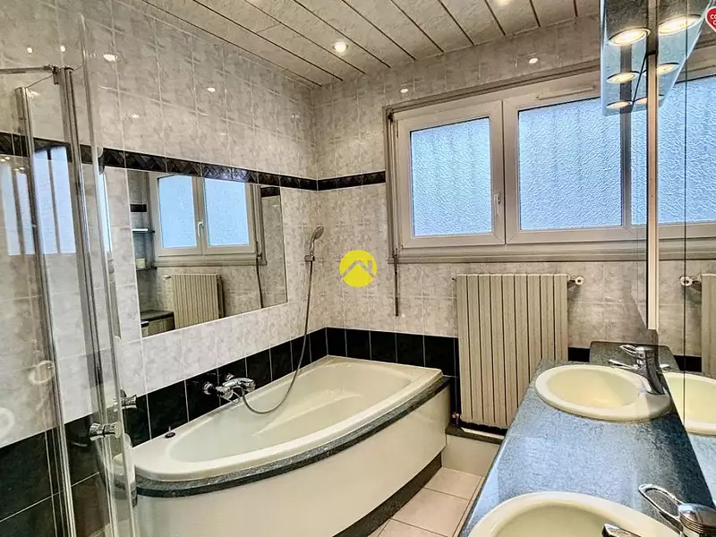 Maison, 140 m²