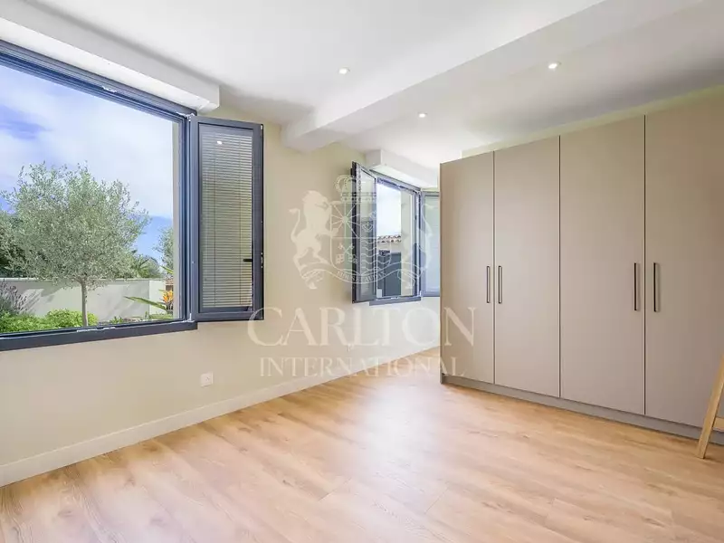 Maison, 195 m²