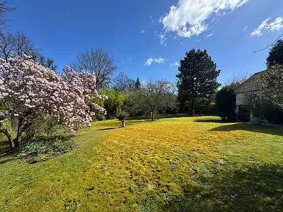 Maison, 240 m²