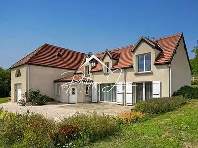 Maison, 155 m²