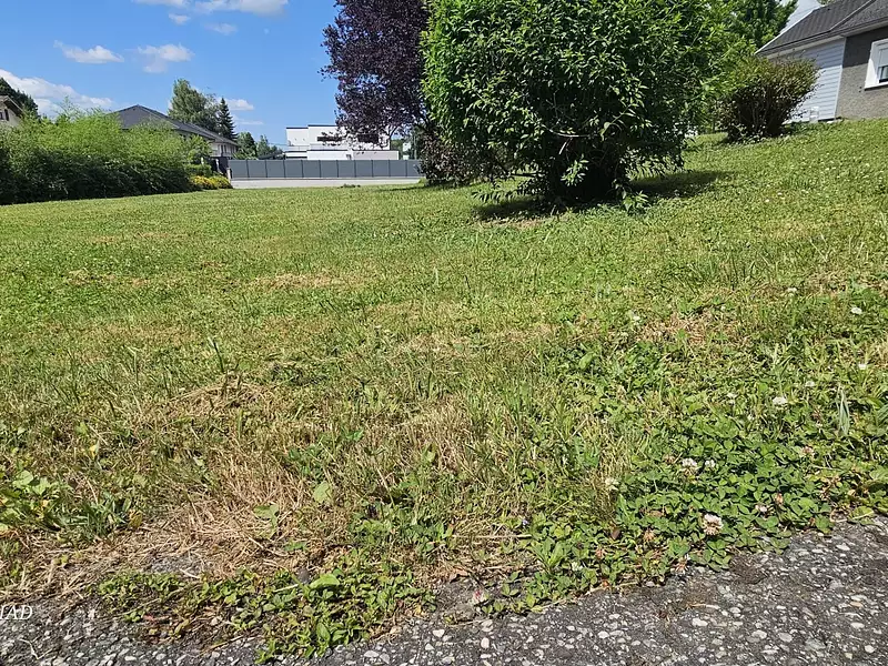 Terrain, 600 m²