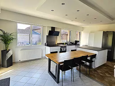 Maison, 253 m²