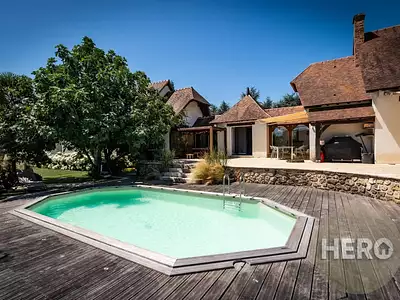 Maison, 345 m²