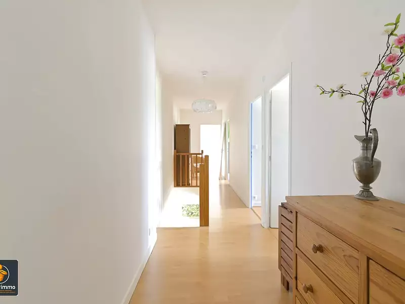 Maison, 236,04 m²