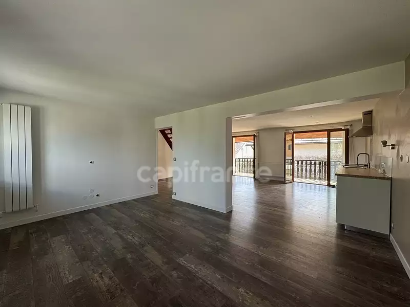 Maison, 145 m²