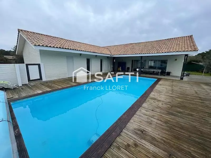 Maison, 180 m²