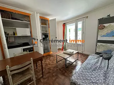 Maison, 196 m²