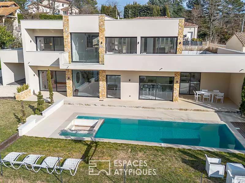 Maison, 195 m²
