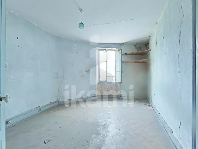 Maison, 240 m²
